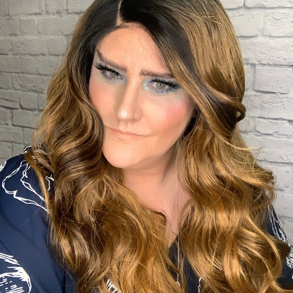 Sensationnel Butta Lace Glam Wave 24” Lace Front Wig - Picture 2 of 2